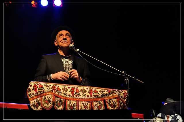 70386 Lo'Jo 2014-12-04 (Zz) (p).jpg
